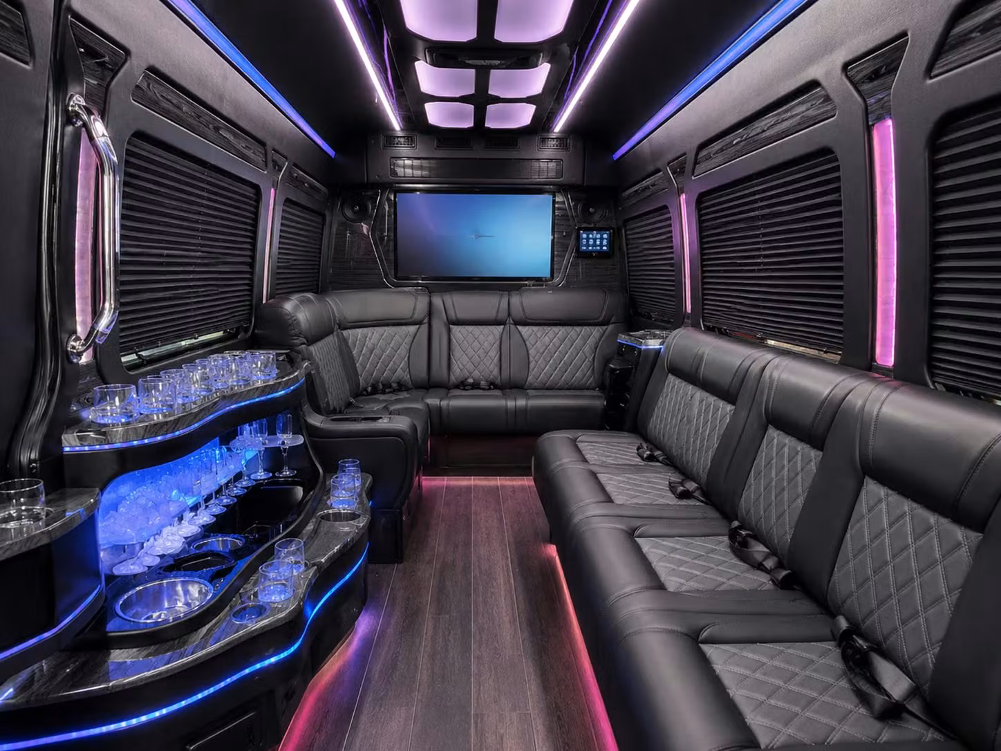 coachbusrochester com will help you book rochester school field trip transportation without the hassle