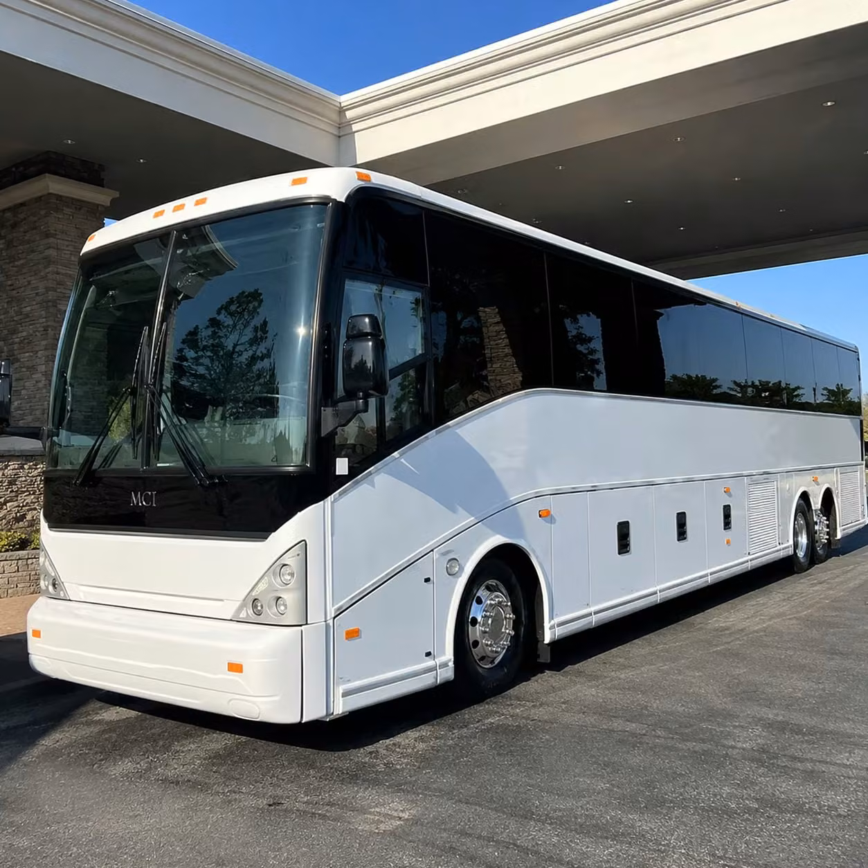 compare rochester airport transportation options for corporate and convention groups