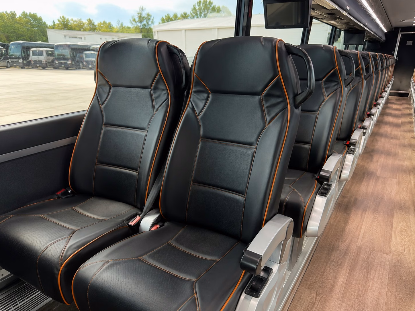 rochester charter bus
