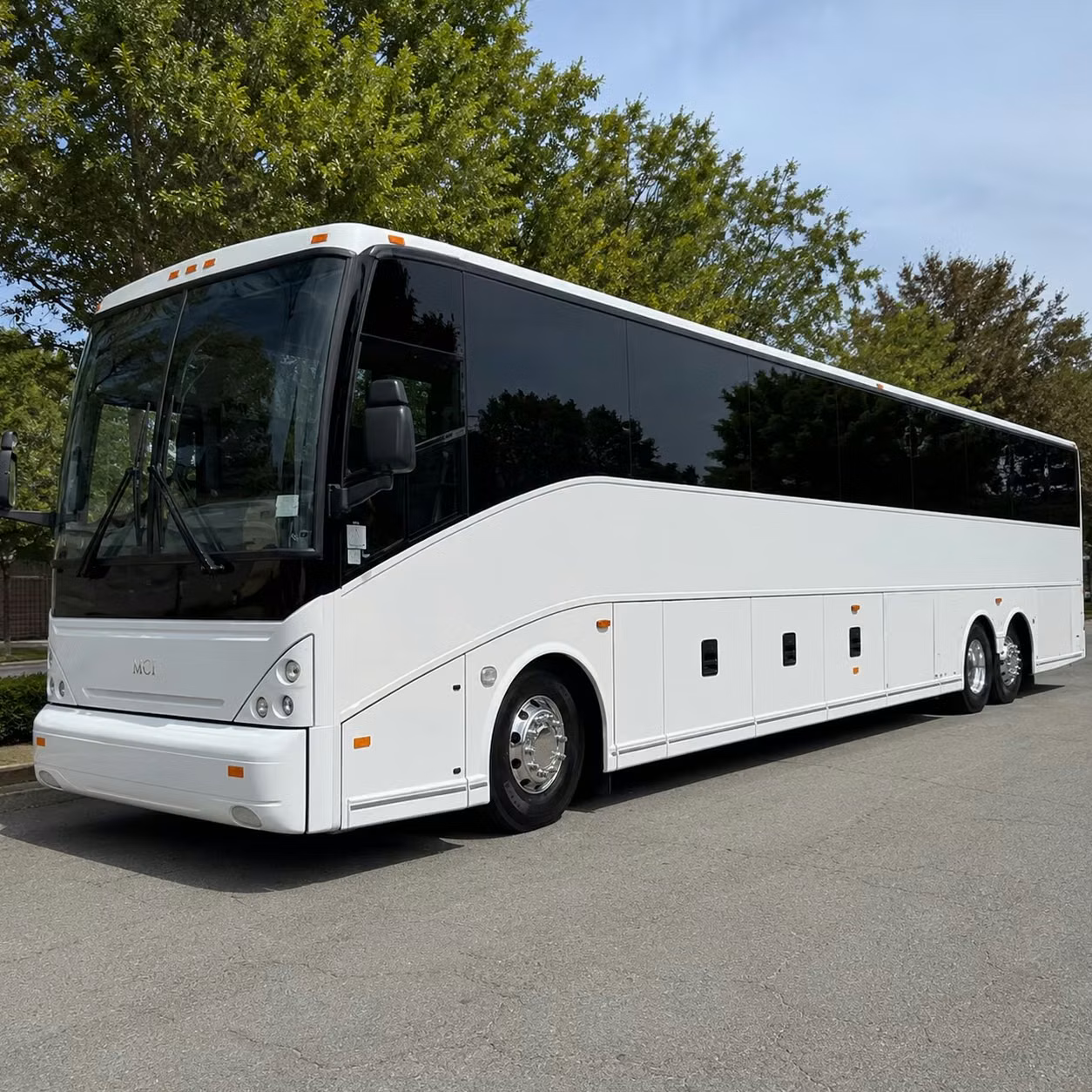 school and university group airport transportation in rochester